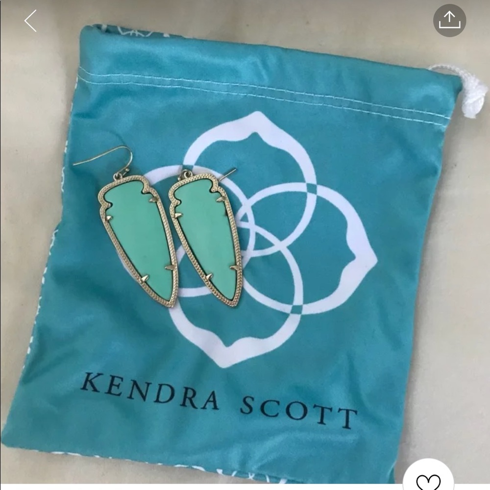 Kendra Scott Mint Arrowhead Earrings